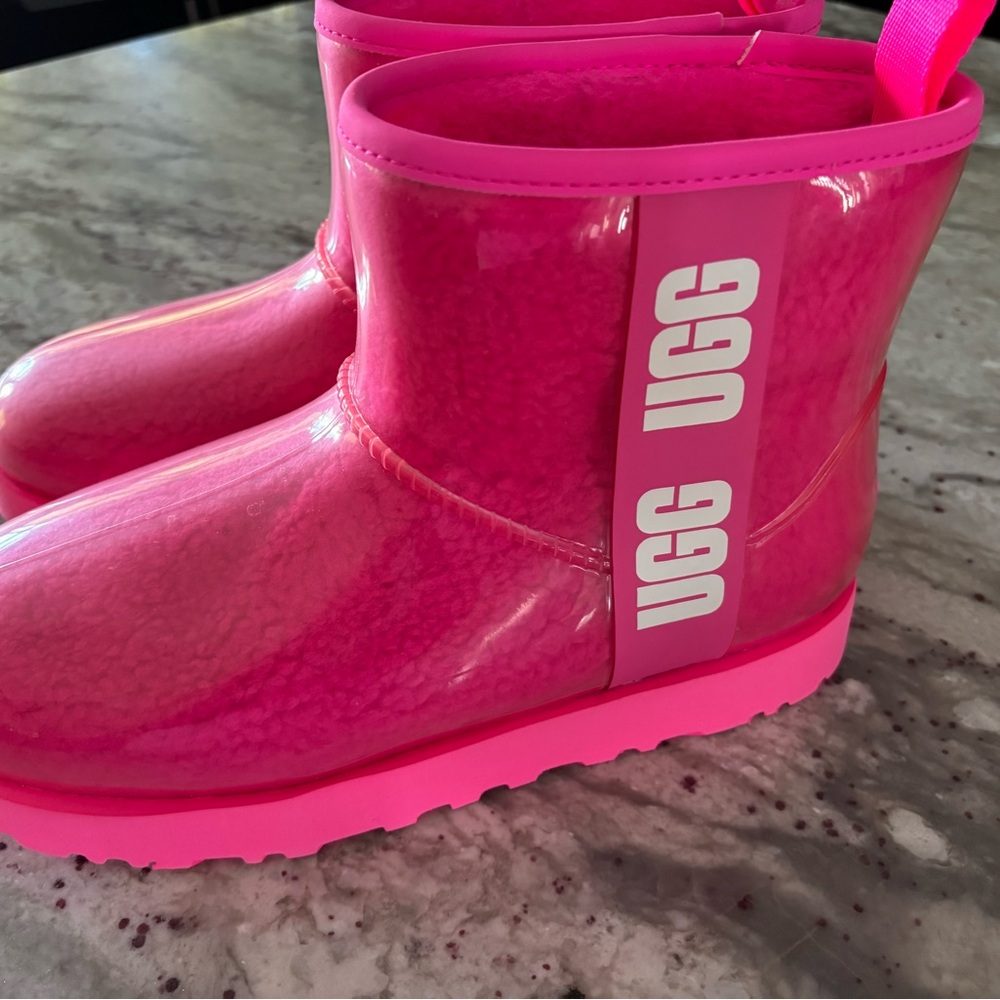 UGG Ladies Pink Clear Boots size 8